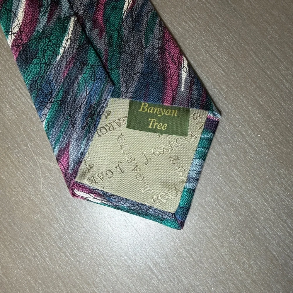 J. Garcia Banyan Tree Collector's Edition Abstract Silk Tie - Vintage Design - Picture 6 of 7